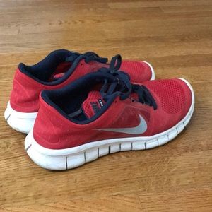 Nike Free Run 3 Red size 5Y